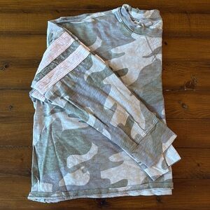 Hollister Camouflage Long Sleeve Crop Top